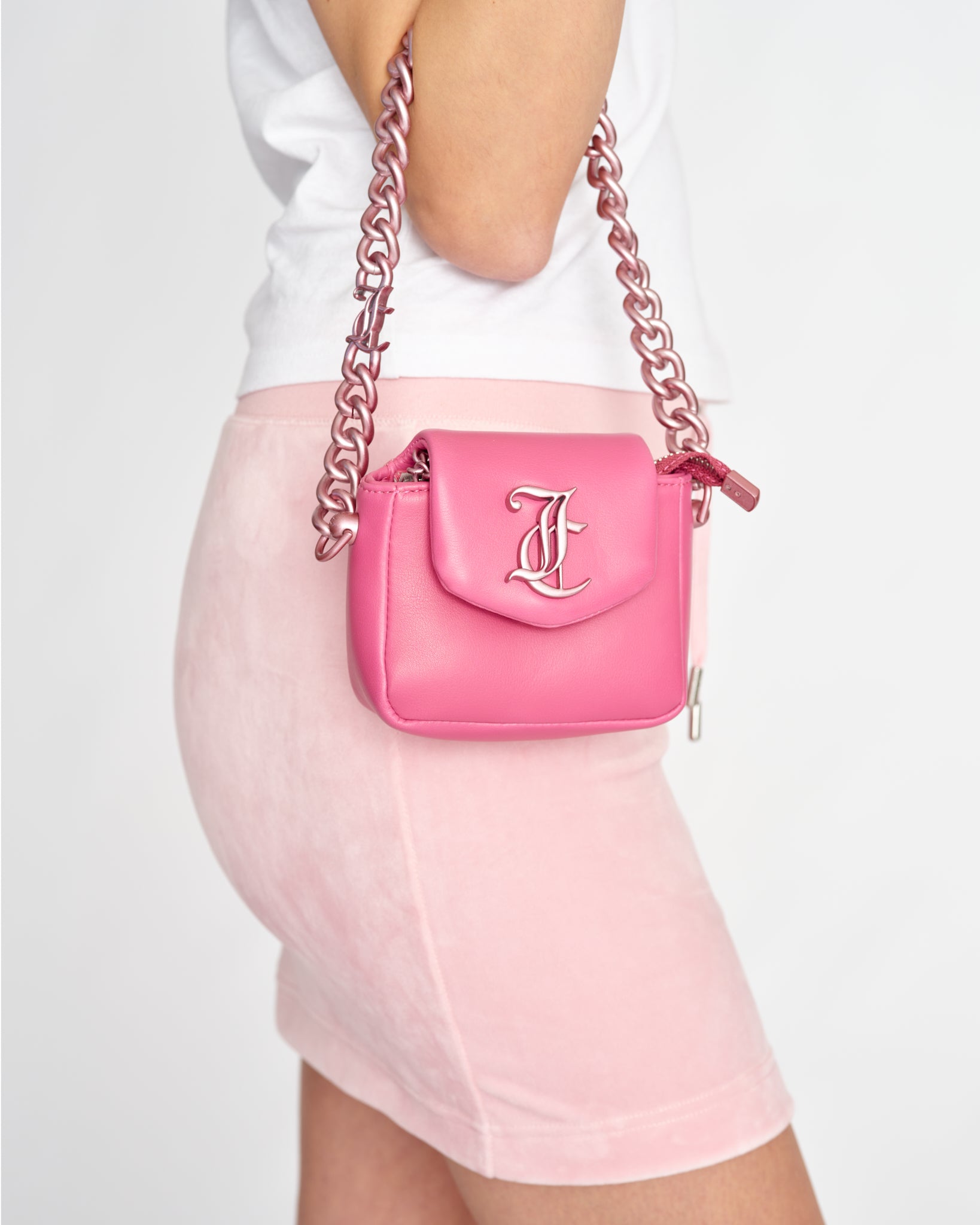 Buy Juicy Couture ALYSSA SMALL FLAP WALLET - Pink