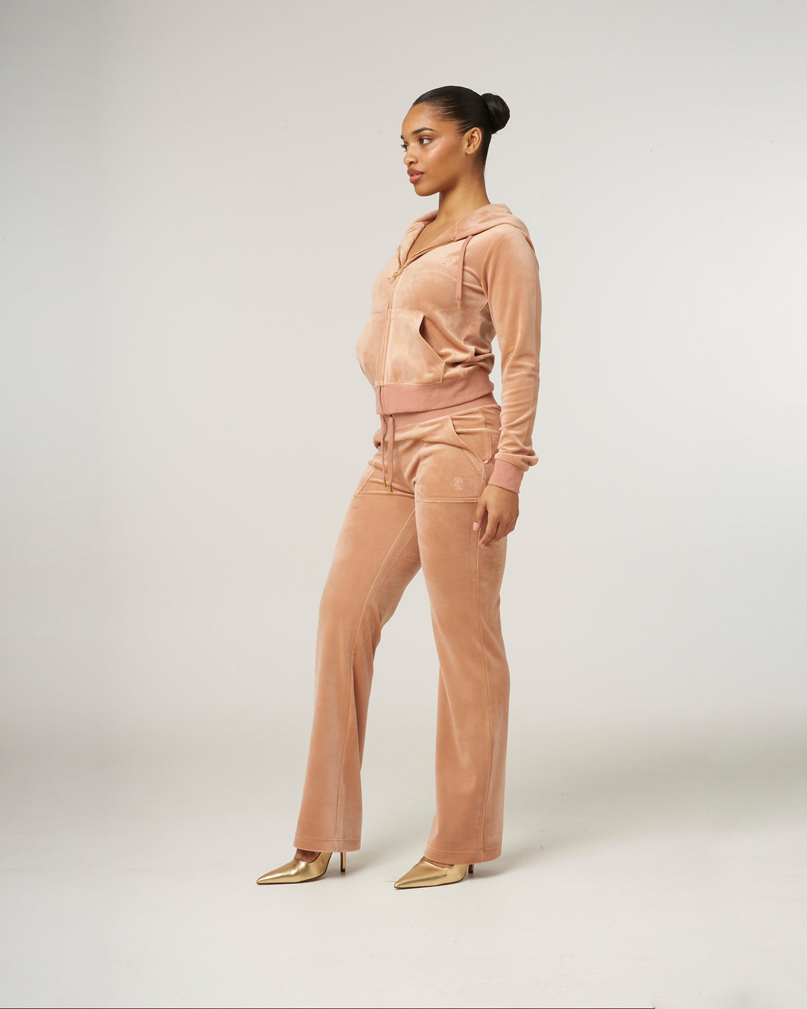 Classic Velour Del Ray Pant Cafe au Lait Gold