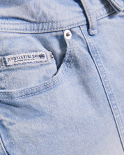Crest Flare Jeans in Light Wash - Juicy Couture Scandinavia