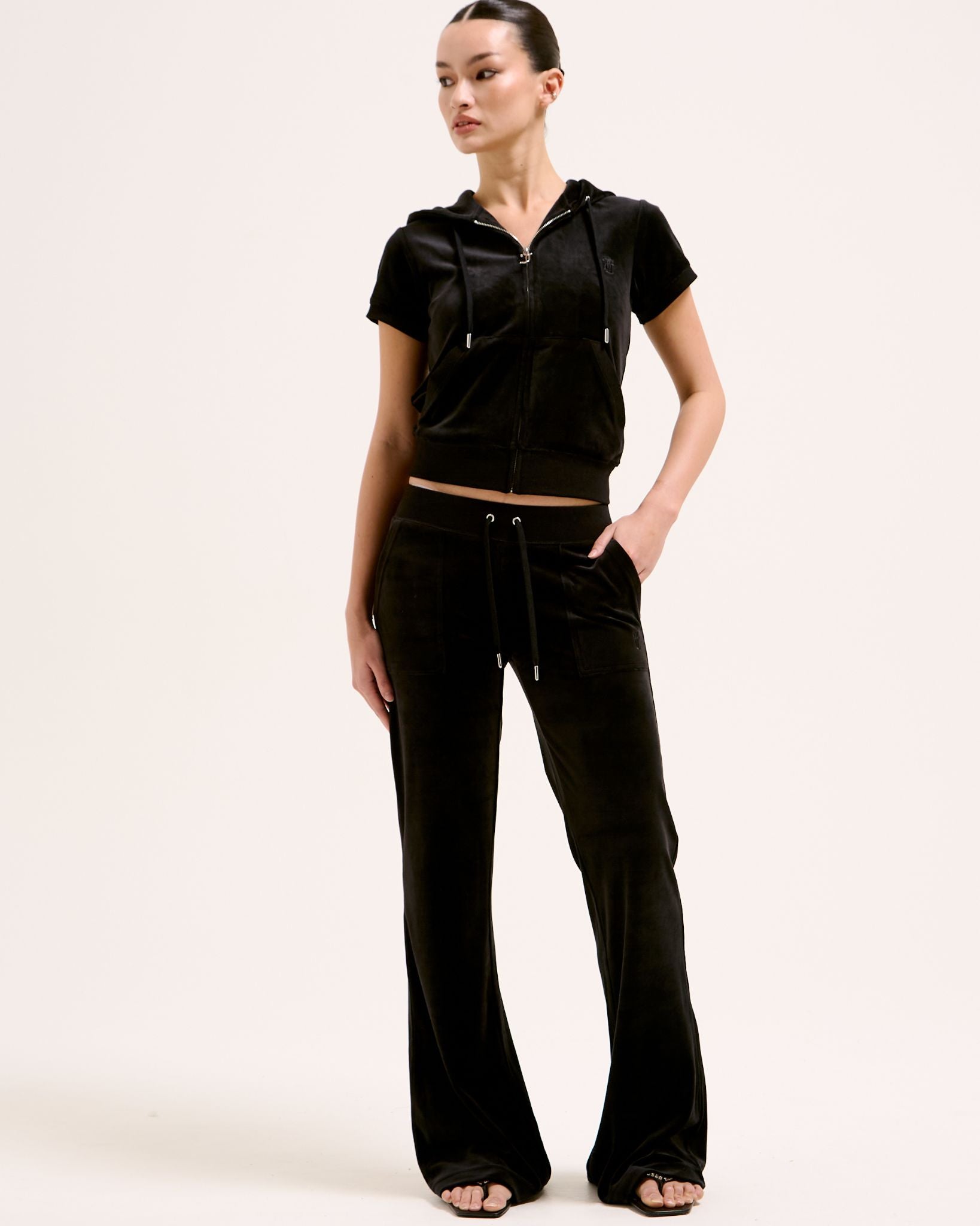 Classic Velour Layla Low Rise Pocket Flare Black - Juicy Couture Scandinavia