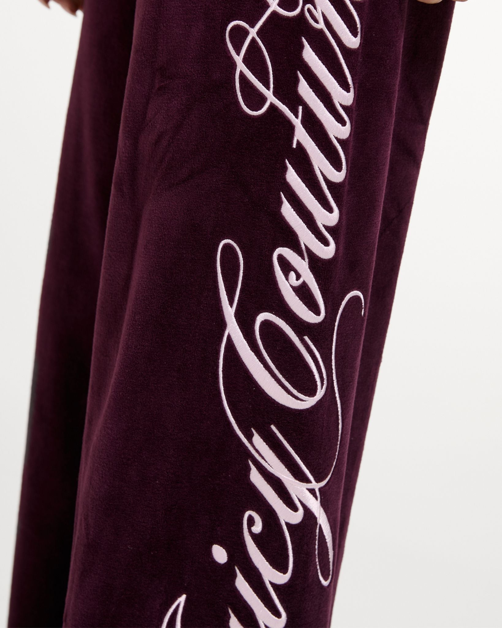 Script Rebelle OG Straight Pants Winetasting