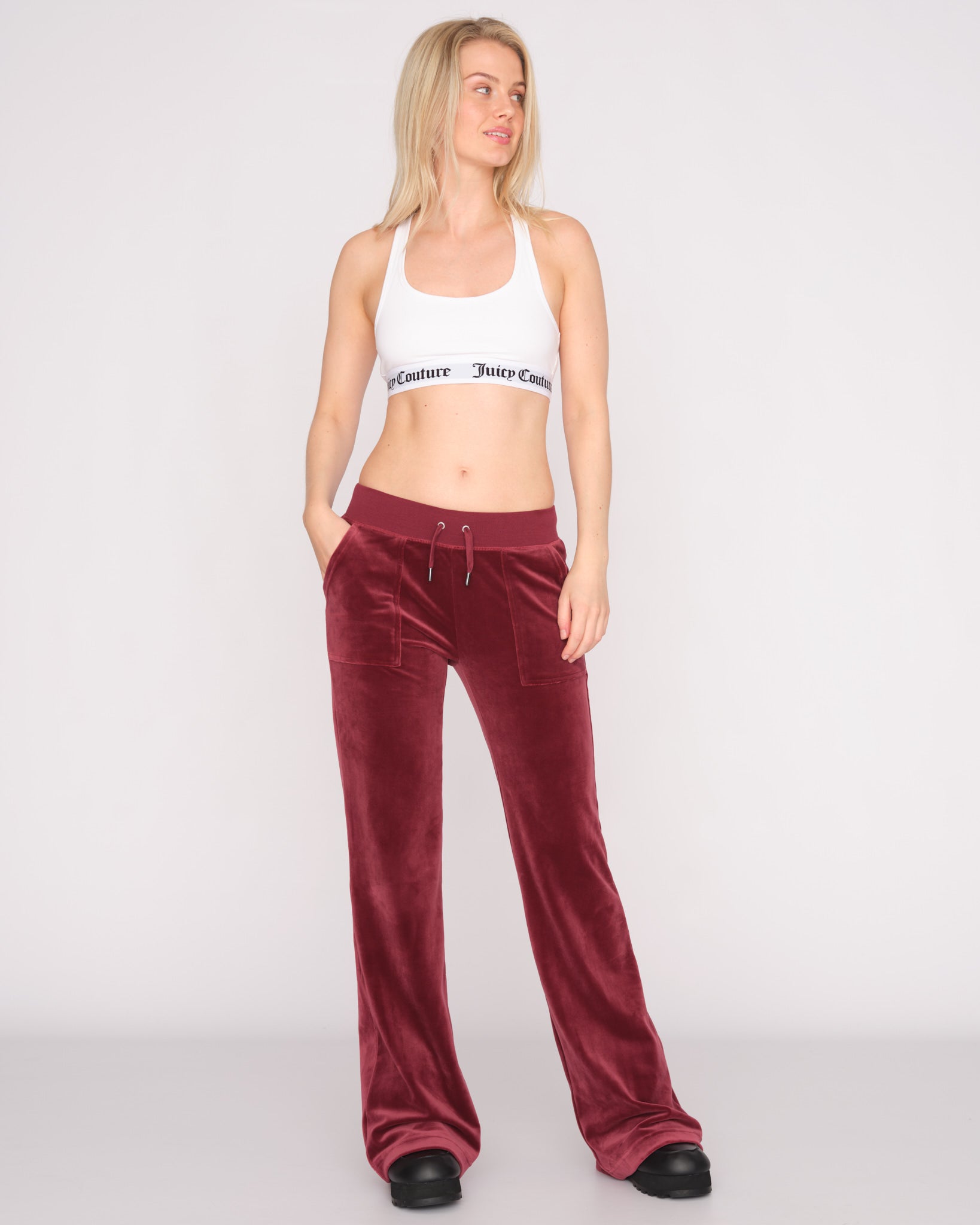 Classic Velour Layla Low Rise Pocket Flare Tawny Port - Juicy Couture Scandinavia