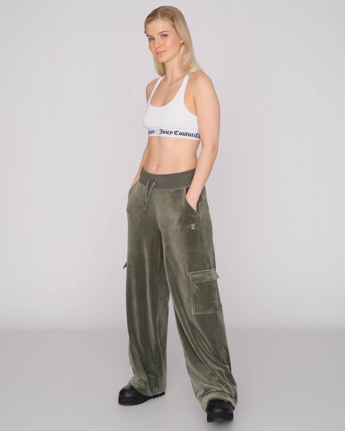 Audrey Cargo Classic Velour Trouser Thyme - Juicy Couture Scandinavia