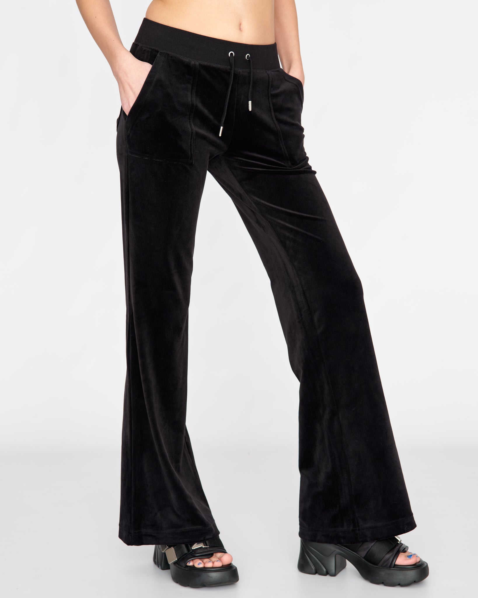 Classic Velour Layla Low Rise Pocket Flare Black - Juicy Couture Scandinavia