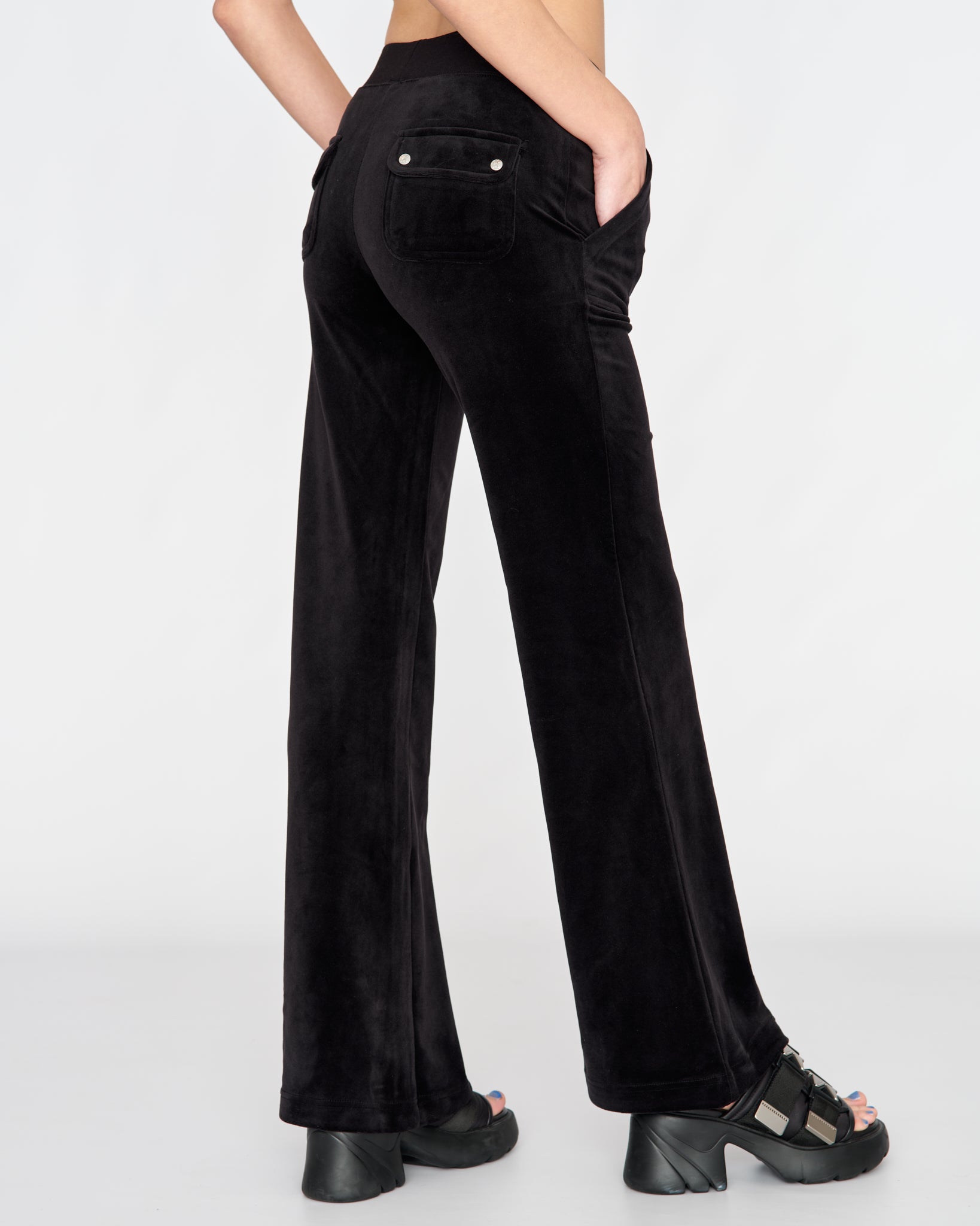 Classic Velour Layla Low Rise Pocket Flare Black - Juicy Couture Scandinavia